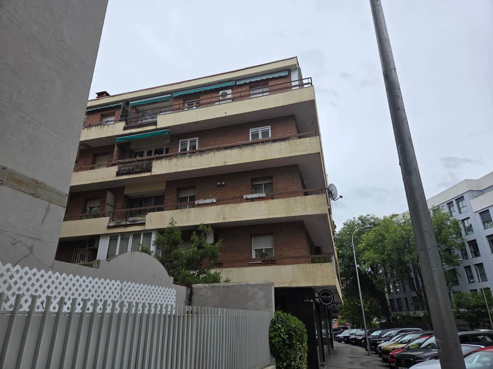 4 soveværelse Lejlighed til salg i Madrid by med garage - € 927.900 (Ref: 9832706)