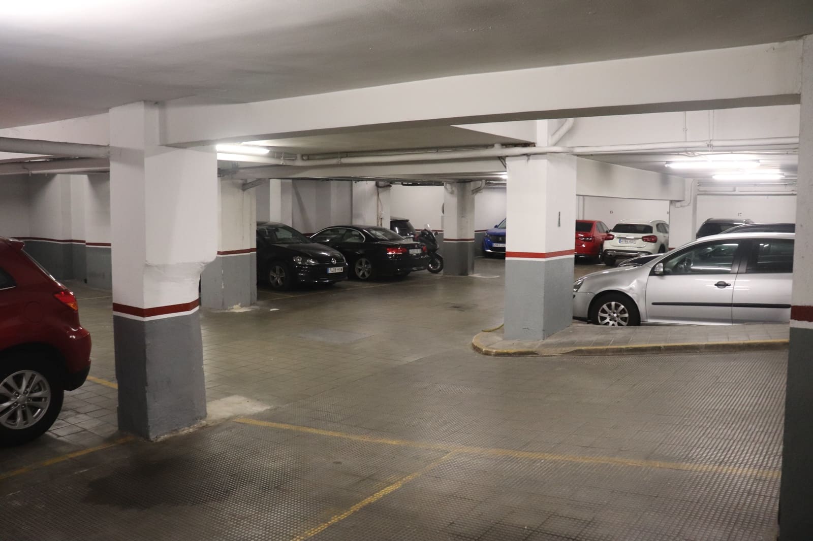 4 soveværelse Lejlighed til salg i Madrid by med garage - € 927.900 (Ref: 9832706)