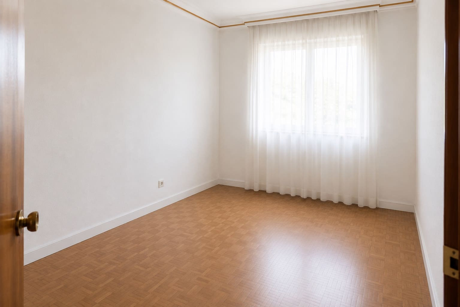 4 Zimmer Wohnung zu verkaufen in Madrid Stadt mit Garage - 900.000 € (Ref: 9832706)