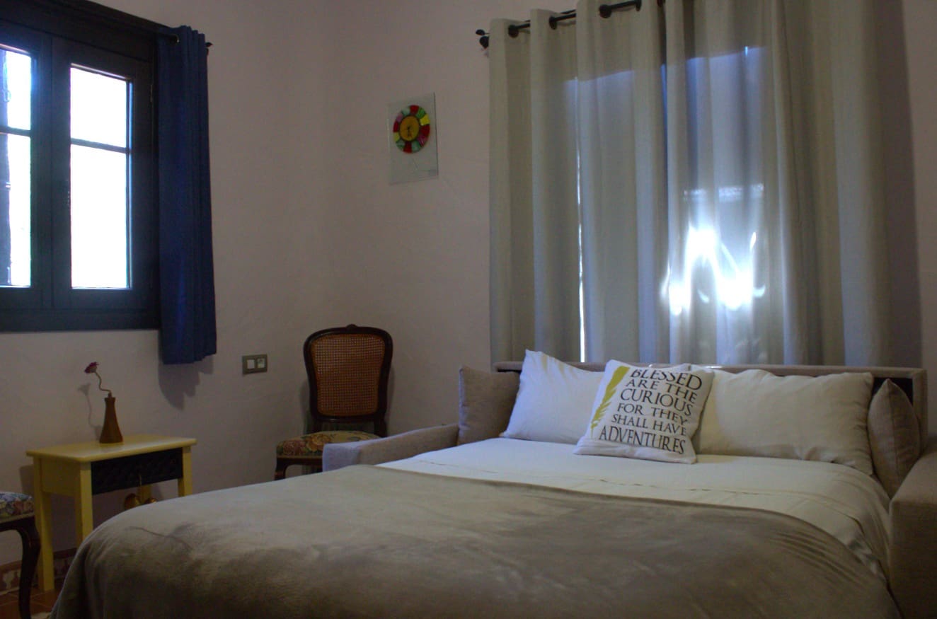 Pensión/Hostal de 4 habitaciones en Almonte en venta con piscina garaje - 398.000 € (Ref: 9829585)