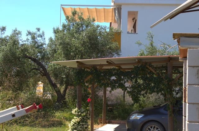 Pensión/Hostal de 4 habitaciones en Almonte en venta con piscina garaje - 398.000 € (Ref: 9829585)