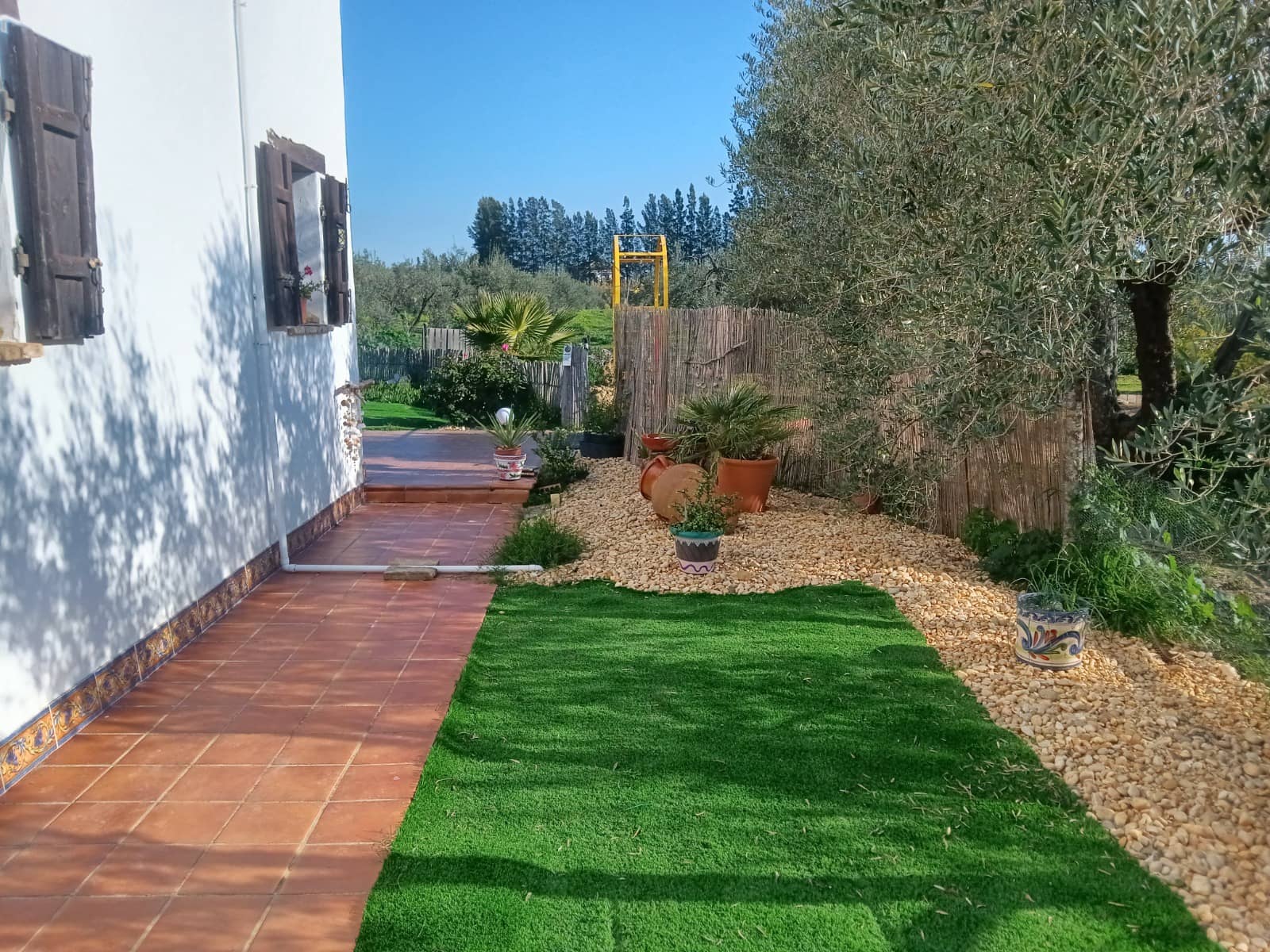 Pensión/Hostal de 4 habitaciones en Almonte en venta con piscina garaje - 398.000 € (Ref: 9829585)