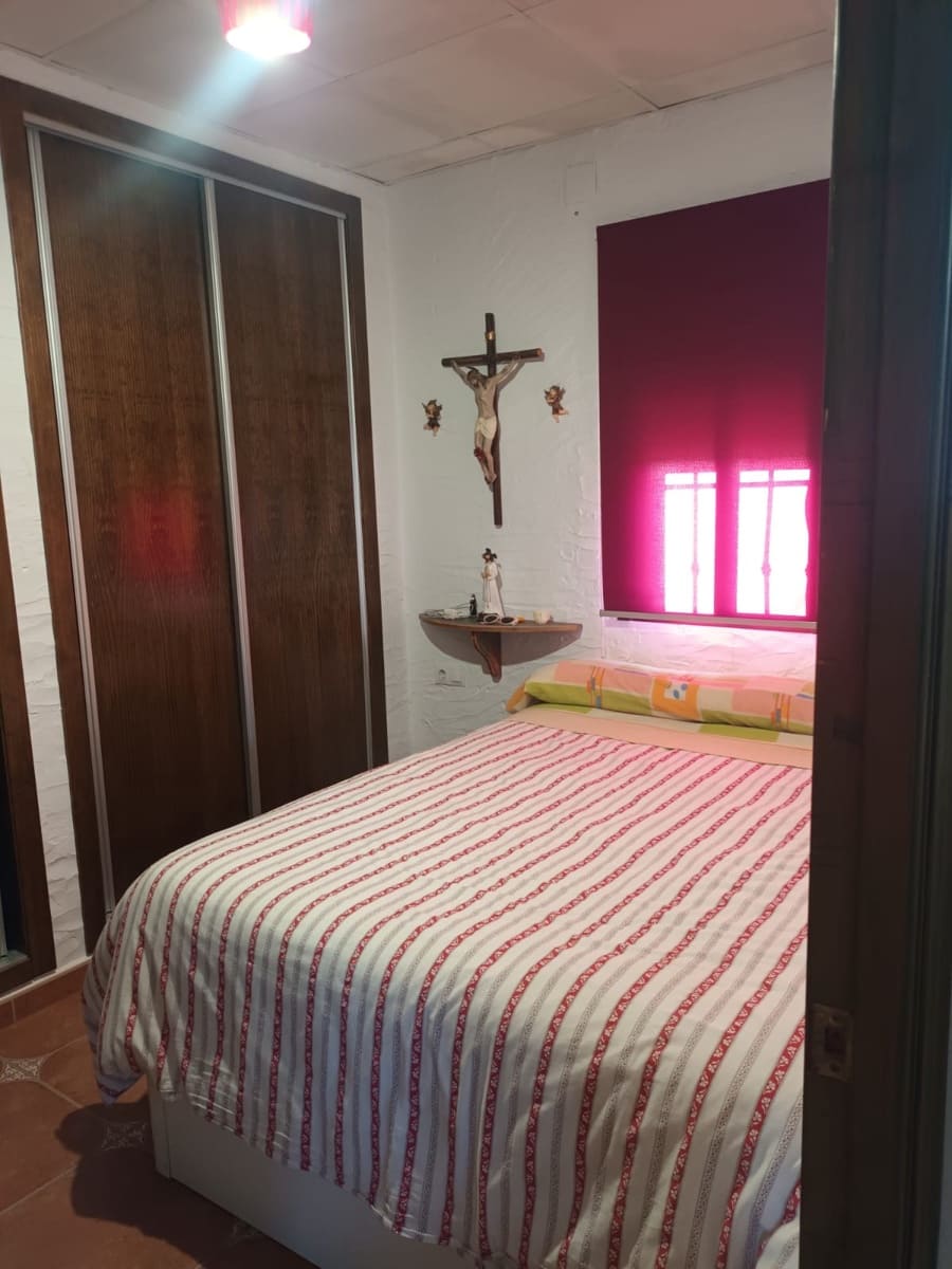 2 bedroom Finca/Country House for sale in Almonte with garage - € 105,000 (Ref: 9850026)