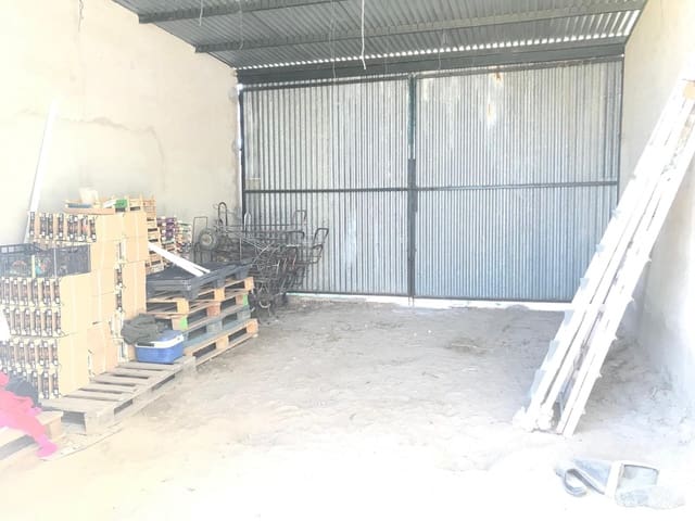 Comercial para venda em Almonte com garagem - 100 000 € (Ref: 9916341)
