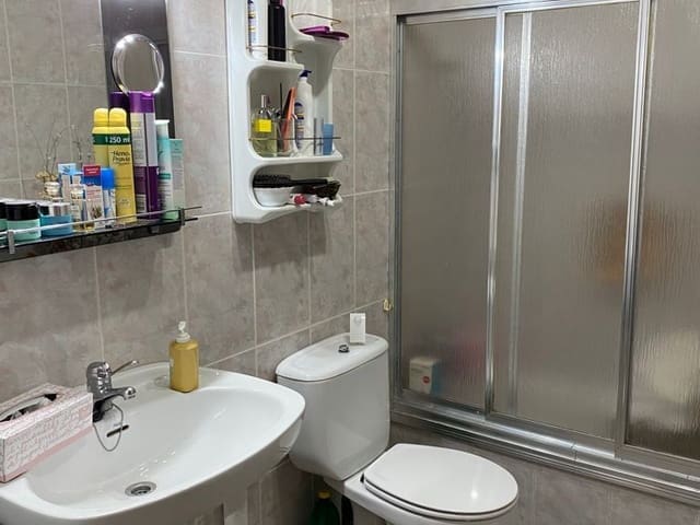 5 soveværelse Byhus til salg i Ayora - € 145.000 (Ref: 9793574)