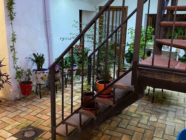 5 soverom Hus til salgs i Ayora - € 145 000 (Ref: 9793574)