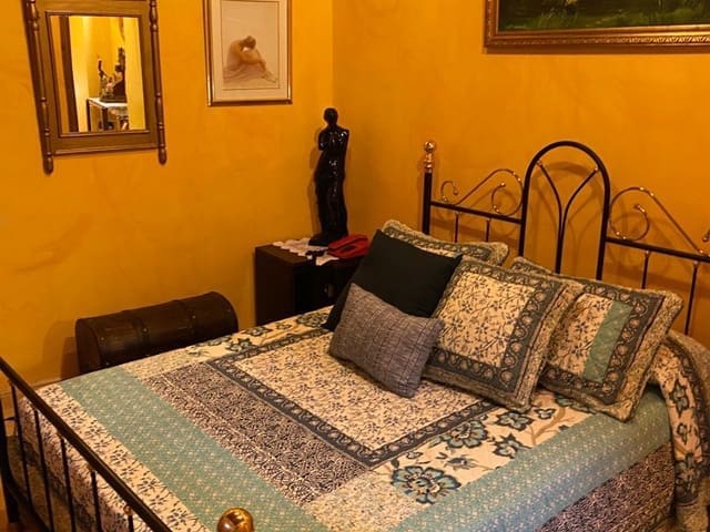 5 soveværelse Byhus til salg i Ayora - € 145.000 (Ref: 9793574)