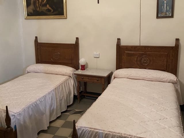 7 soverom Hus til salgs i Ayora - € 185 000 (Ref: 9793575)