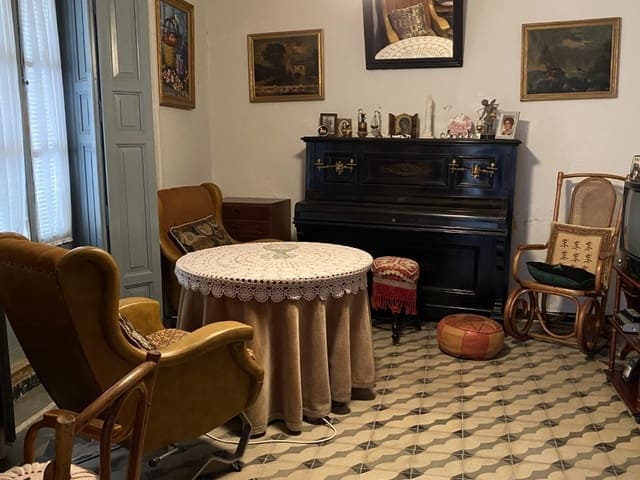 7 soverom Hus til salgs i Ayora - € 185 000 (Ref: 9793575)