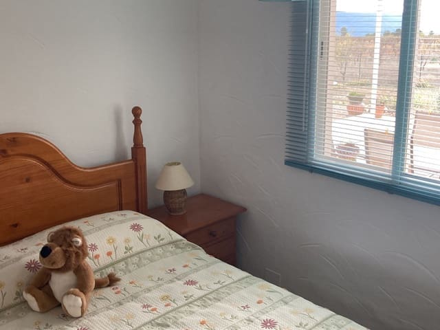 3 makuuhuone Maalaistalo myytävänä paikassa Jalance mukana uima-altaan 
autotalli - 160 000 € (Ref: 9793579)