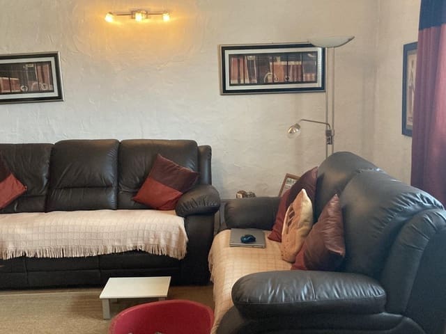 3 makuuhuone Maalaistalo myytävänä paikassa Jalance mukana uima-altaan 
autotalli - 160 000 € (Ref: 9793579)