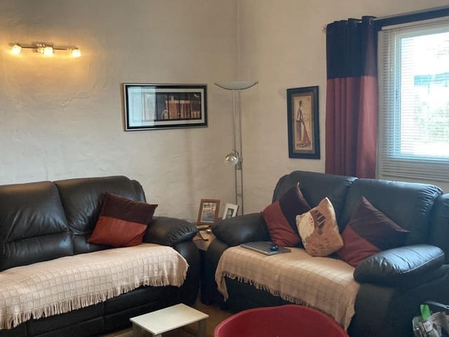 3 makuuhuone Maalaistalo myytävänä paikassa Jalance mukana uima-altaan 
autotalli - 160 000 € (Ref: 9793579)