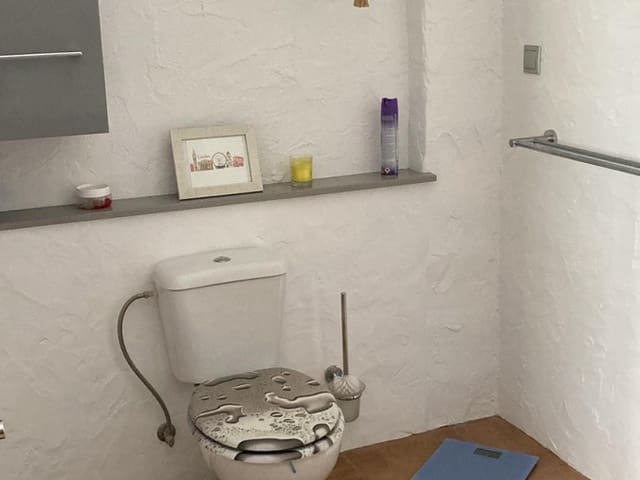 3 makuuhuone Maalaistalo myytävänä paikassa Jalance mukana uima-altaan 
autotalli - 160 000 € (Ref: 9793579)