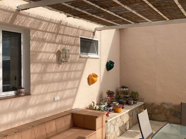 3 makuuhuone Maalaistalo myytävänä paikassa Jalance mukana uima-altaan 
autotalli - 160 000 € (Ref: 9793579)