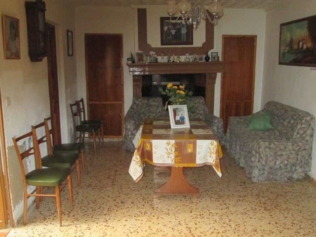 5 soverom Hus til salgs i Ayora - € 65 000 (Ref: 9793581)