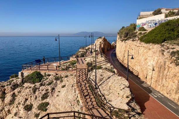 3 slaapkamer Rijtjeshuis te koop in Rincon de la Victoria met zwembad garage - € 485.000 (Ref: 9800327)