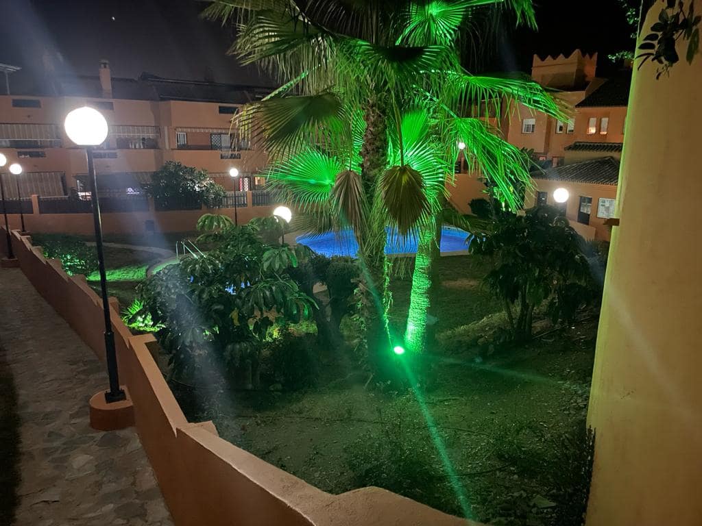 3 slaapkamer Rijtjeshuis te koop in Rincon de la Victoria met zwembad garage - € 485.000 (Ref: 9800327)