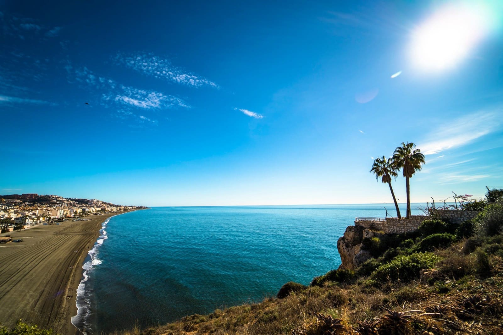 3 slaapkamer Rijtjeshuis te koop in Rincon de la Victoria met zwembad garage - € 485.000 (Ref: 9800327)