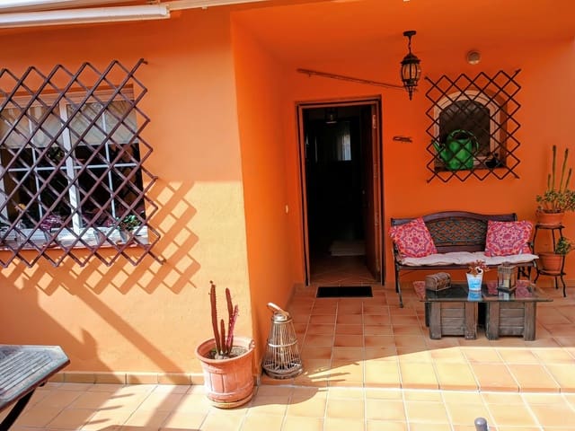 3 slaapkamer Rijtjeshuis te koop in Rincón de la Victoria met zwembad garage - € 485.000 (Ref: 9800327)