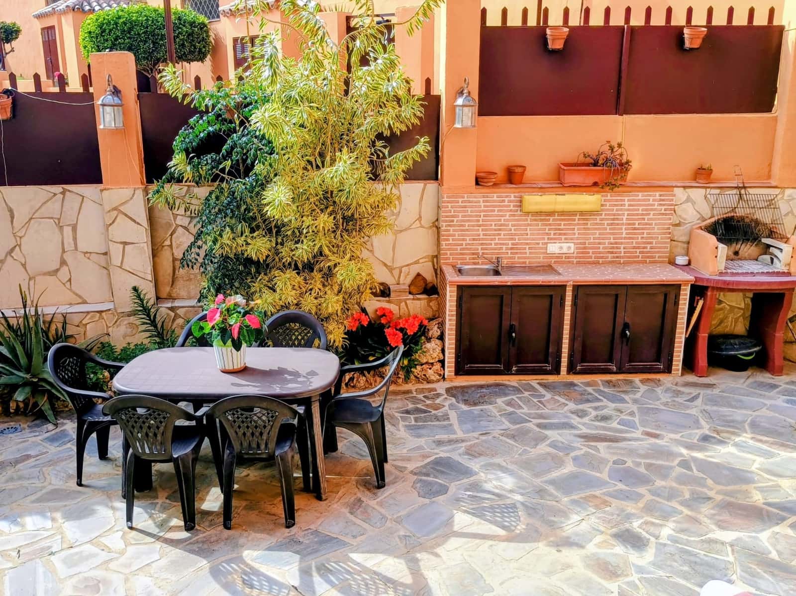 3 slaapkamer Rijtjeshuis te koop in Rincon de la Victoria met zwembad garage - € 485.000 (Ref: 9800327)