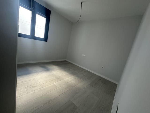 2 sovrum Lägenhet till salu i Pol Ind Los Guindos, Málaga stad med pool garage - 580 000 € (Ref: 9805653)