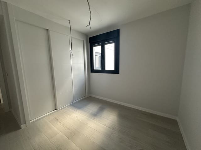 2 sovrum Lägenhet till salu i Pol Ind Los Guindos, Málaga stad med pool garage - 580 000 € (Ref: 9805653)