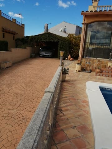 3 Zimmer Villa zu verkaufen in Calasparra mit Pool Garage - 220.000 € (Ref: 9795681)