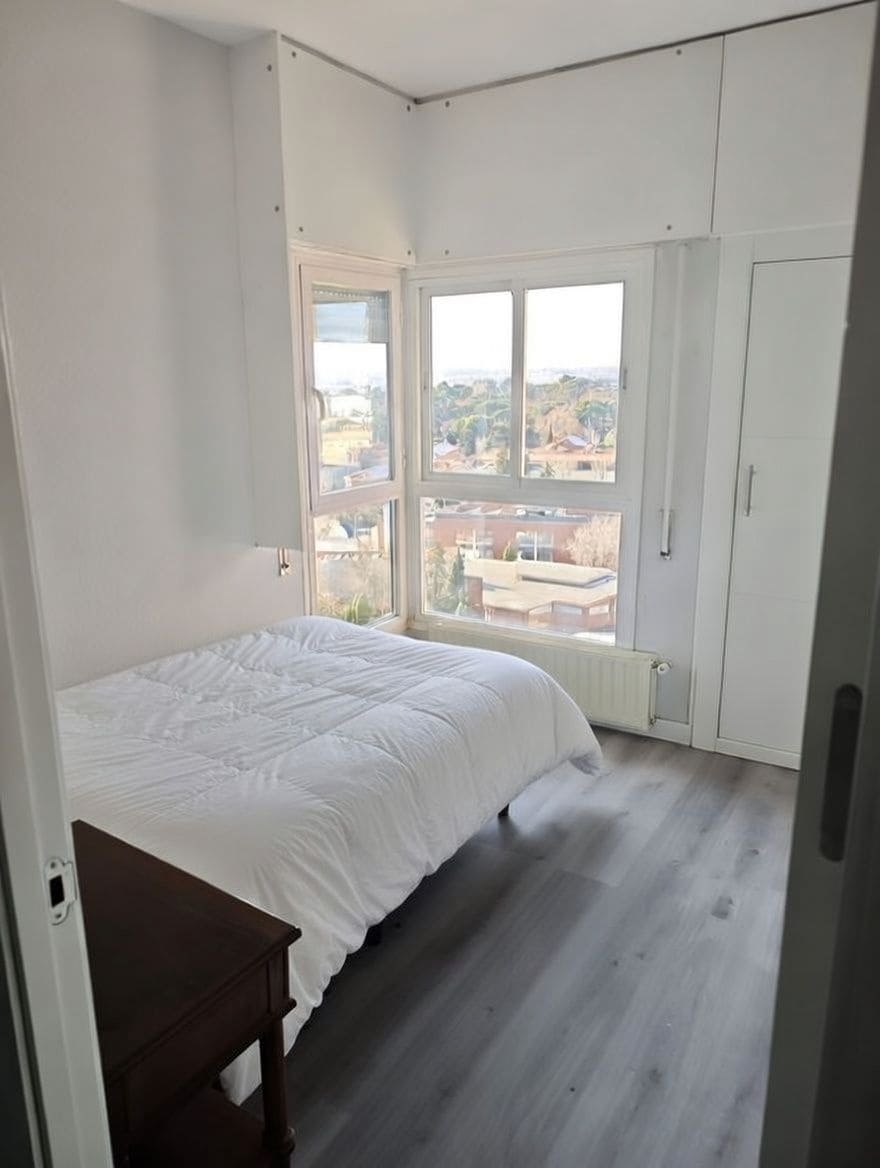 Piso de 2 habitaciones en Madrid ciudad en alquiler - 2.000 € (Ref: 9802888)