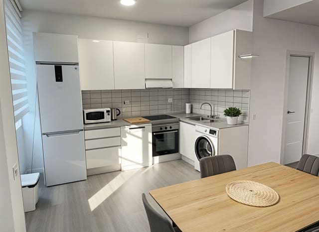 Apartamento de 1 habitación en Fuente del Berro, Madrid ciudad en alquiler - 1.450 € (Ref: 9802915)