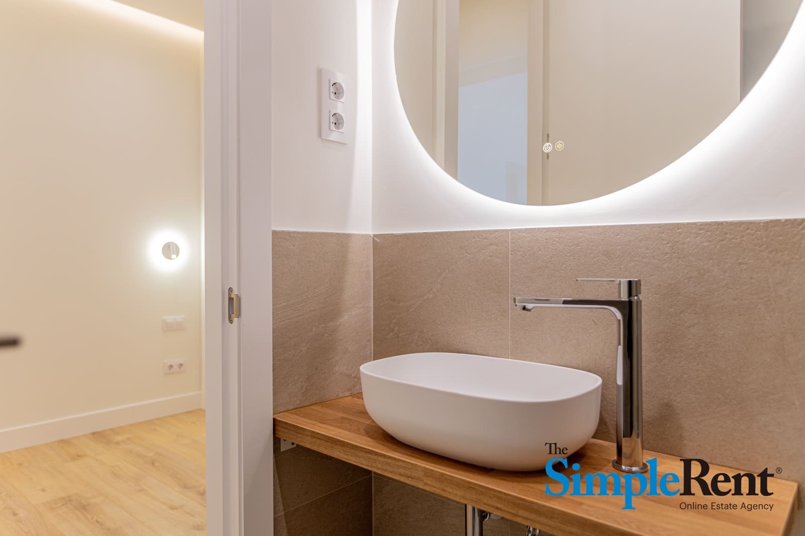 Piso de 2 habitaciones en Madrid ciudad en alquiler - 2.500 € (Ref: 9802920)