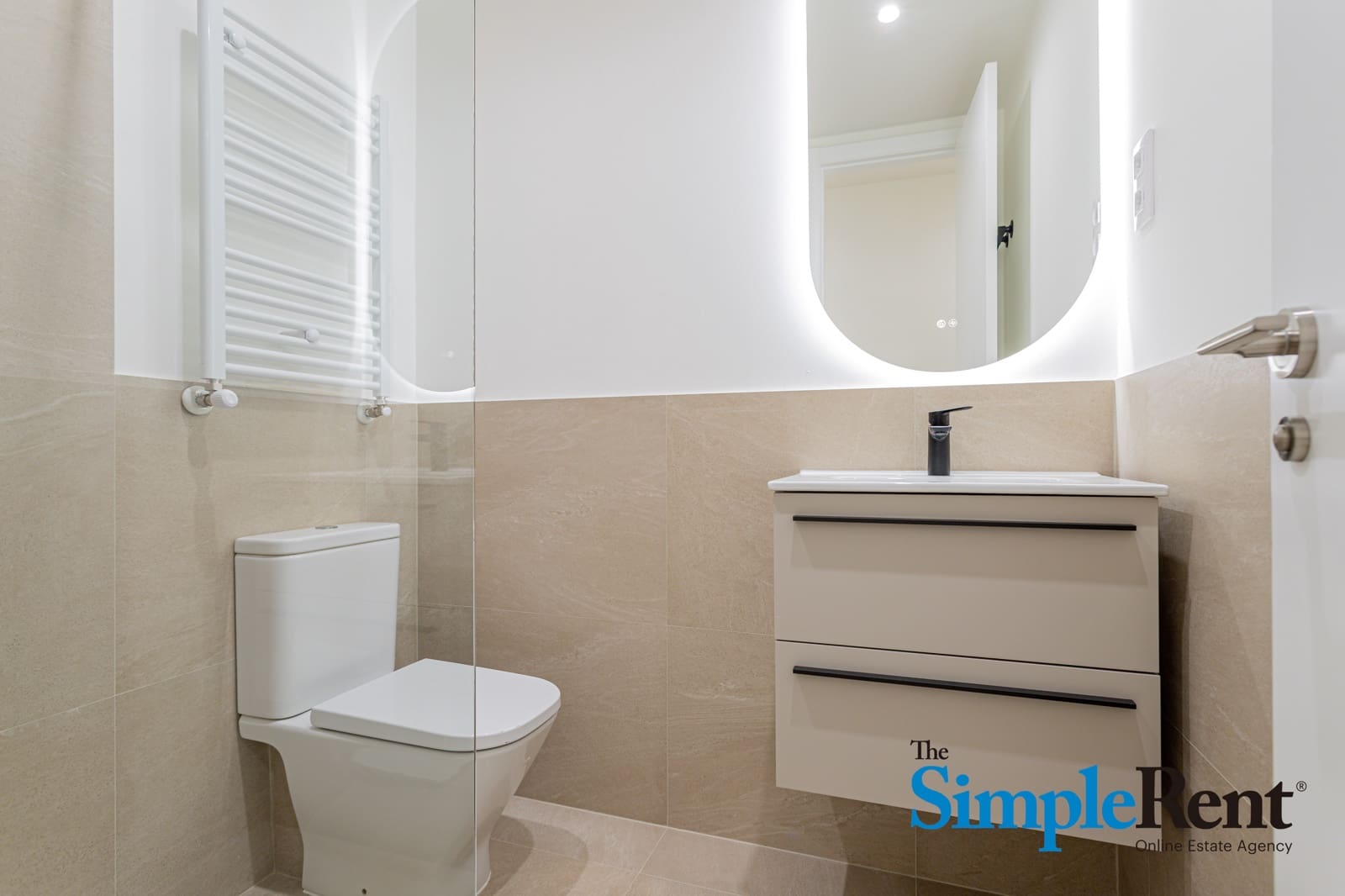 Piso de 2 habitaciones en Madrid ciudad en alquiler - 2.500 € (Ref: 9802920)