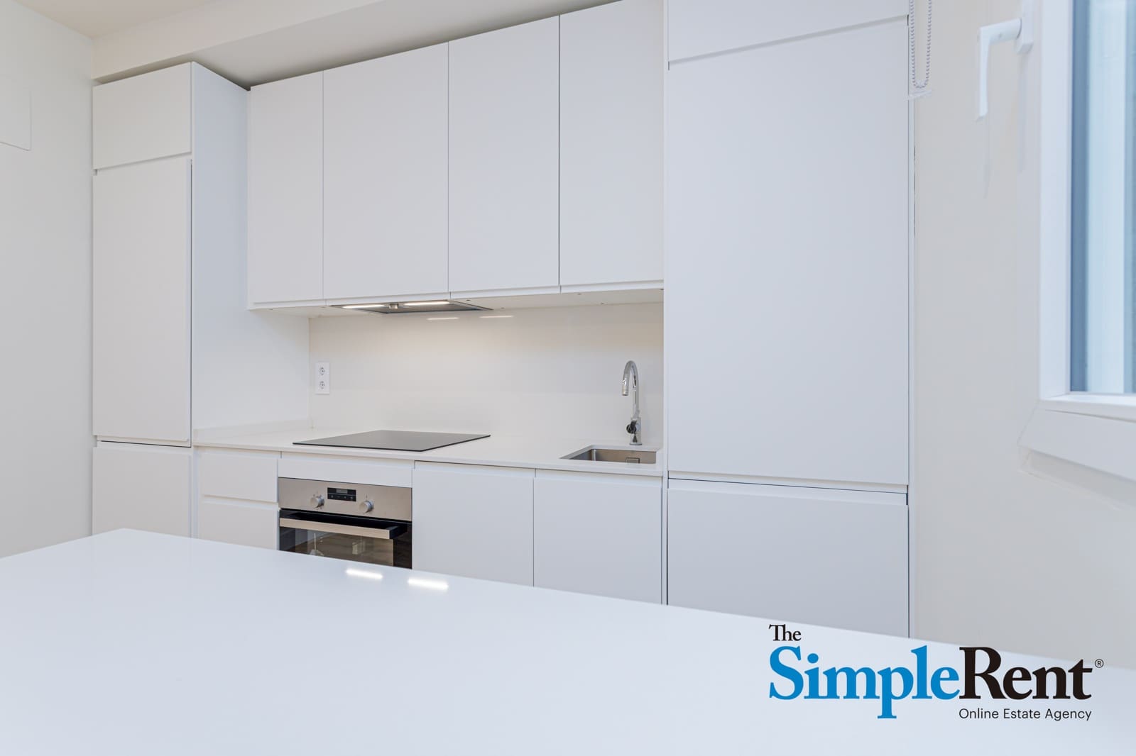 Piso de 2 habitaciones en Madrid ciudad en alquiler - 2.500 € (Ref: 9802920)