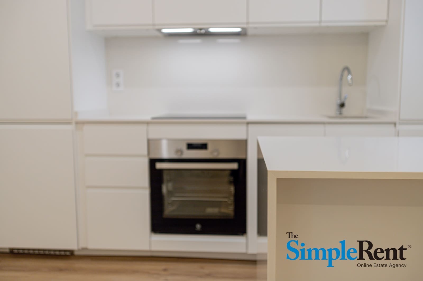 Piso de 2 habitaciones en Madrid ciudad en alquiler - 2.500 € (Ref: 9802920)