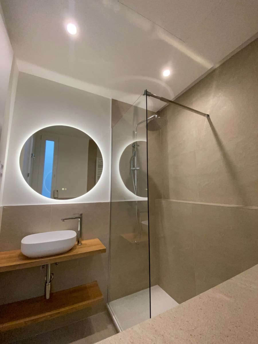 Piso de 2 habitaciones en Madrid ciudad en alquiler - 2.700 € (Ref: 9802920)