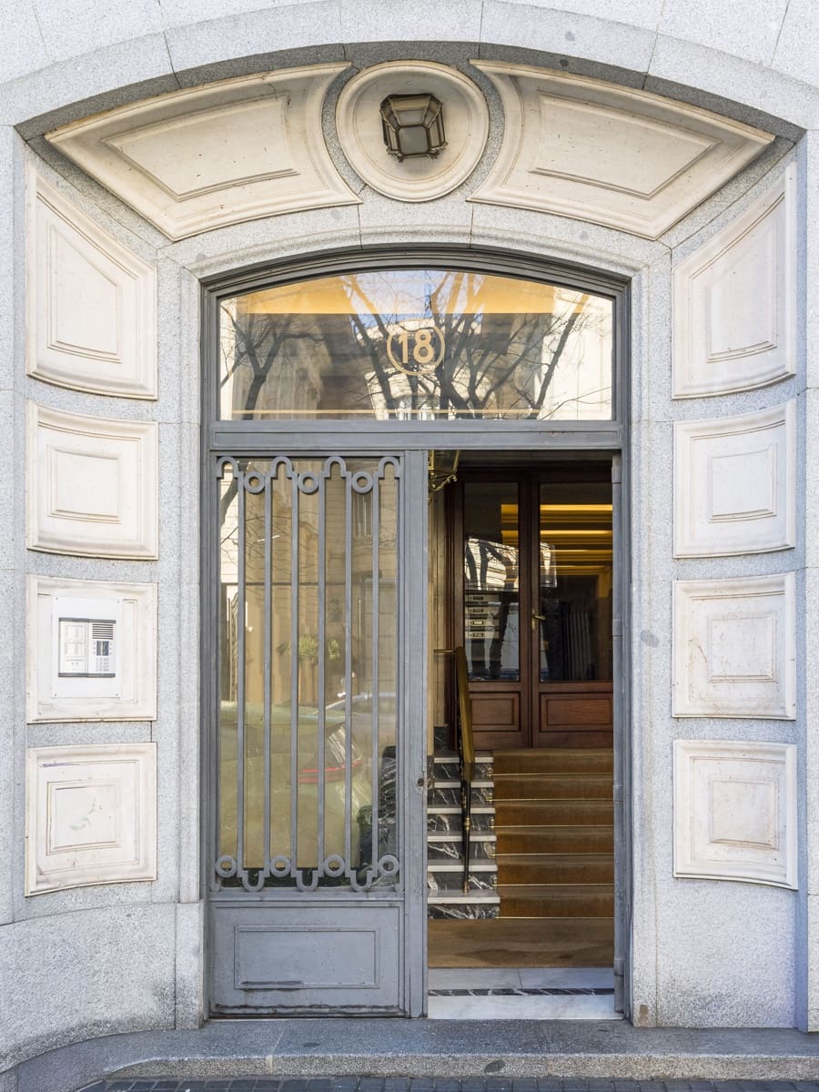 4 bedroom Flat for rent in Madrid city with garage - € 4,300 (Ref: 9803702)