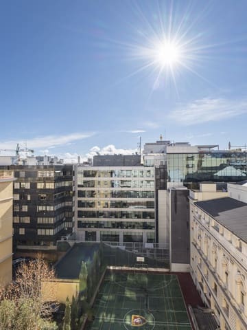 4 camera da letto Appartamento da affittare in Castellana, Madrid città con garage - 4.300 € (Rif: 9803702)