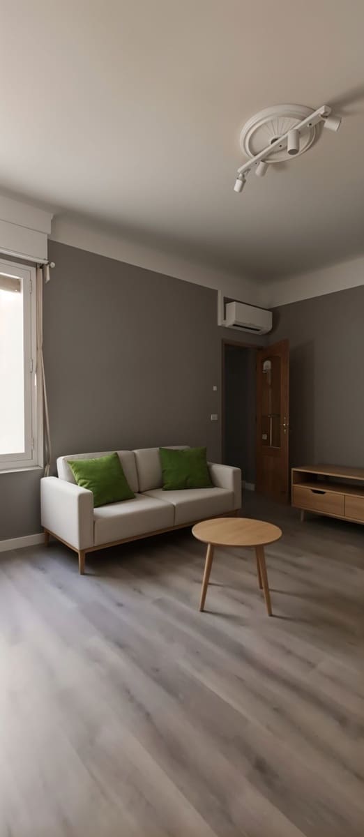 Apartamento de 2 habitaciones en Madrid ciudad en alquiler - 1.900 € (Ref: 9911795)