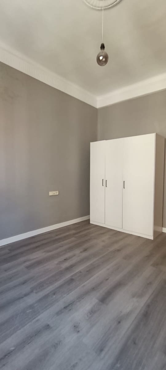 Apartamento de 2 habitaciones en Madrid ciudad en alquiler - 1.900 € (Ref: 9911795)