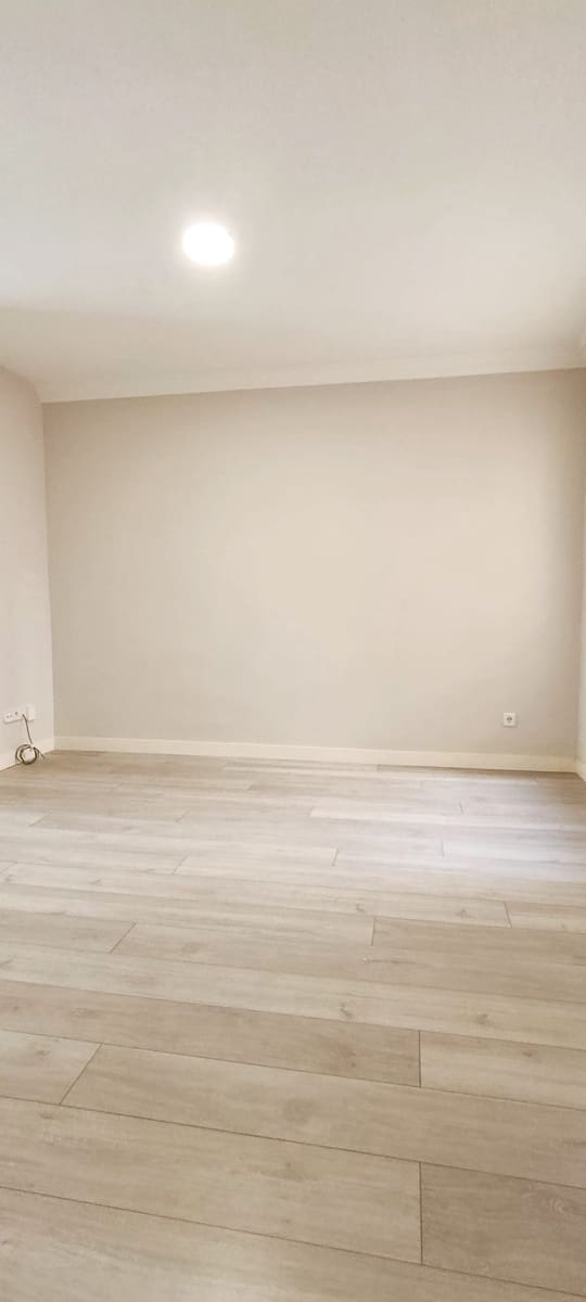 Appartement de 2 chambres à louer à Madrid ville - 1 900 € (Ref: 9918734)