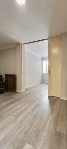 Appartement de 2 chambres à louer à Ibiza, Madrid ville - 1 900 € (Ref: 9918734)