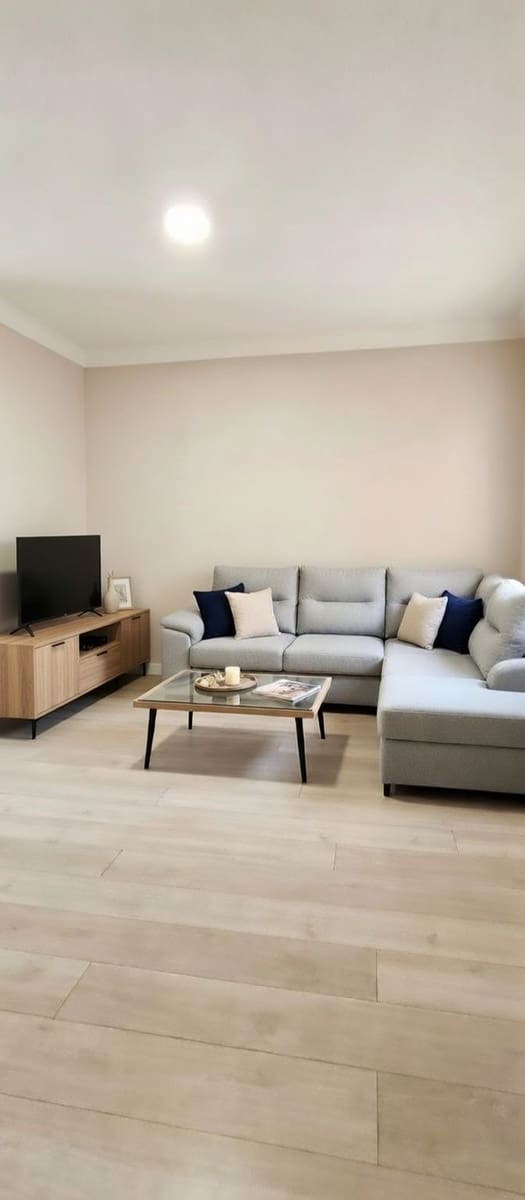 Appartement de 2 chambres à louer à Madrid ville - 1 900 € (Ref: 9918734)