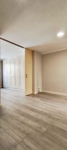 Appartement de 2 chambres à louer à Ibiza, Madrid ville - 1 900 € (Ref: 9918734)