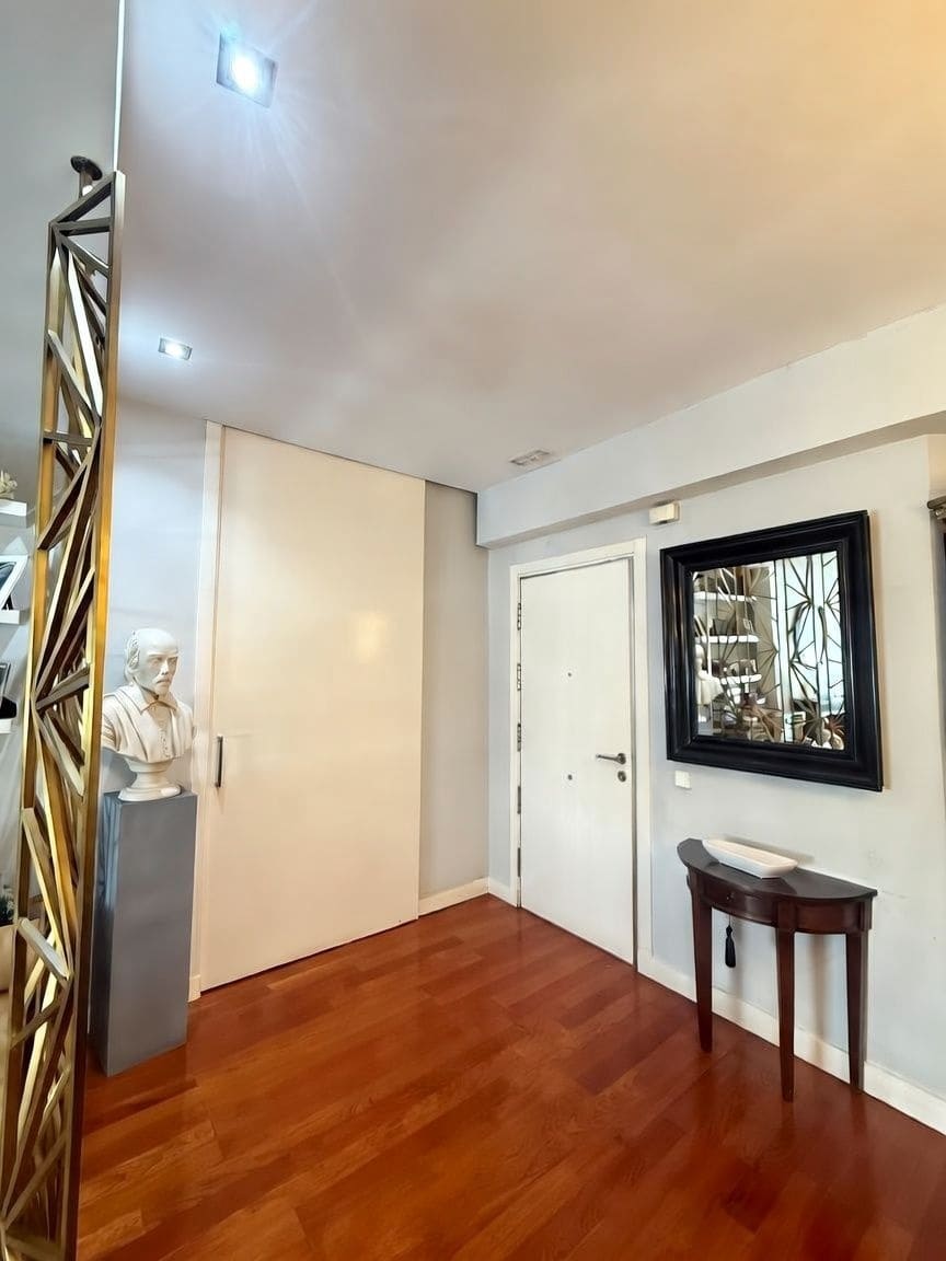 3 sypialnia Mieszkanie do wynajęcia w Miasto Madryt - 3 000 € (Ref: 9958870)