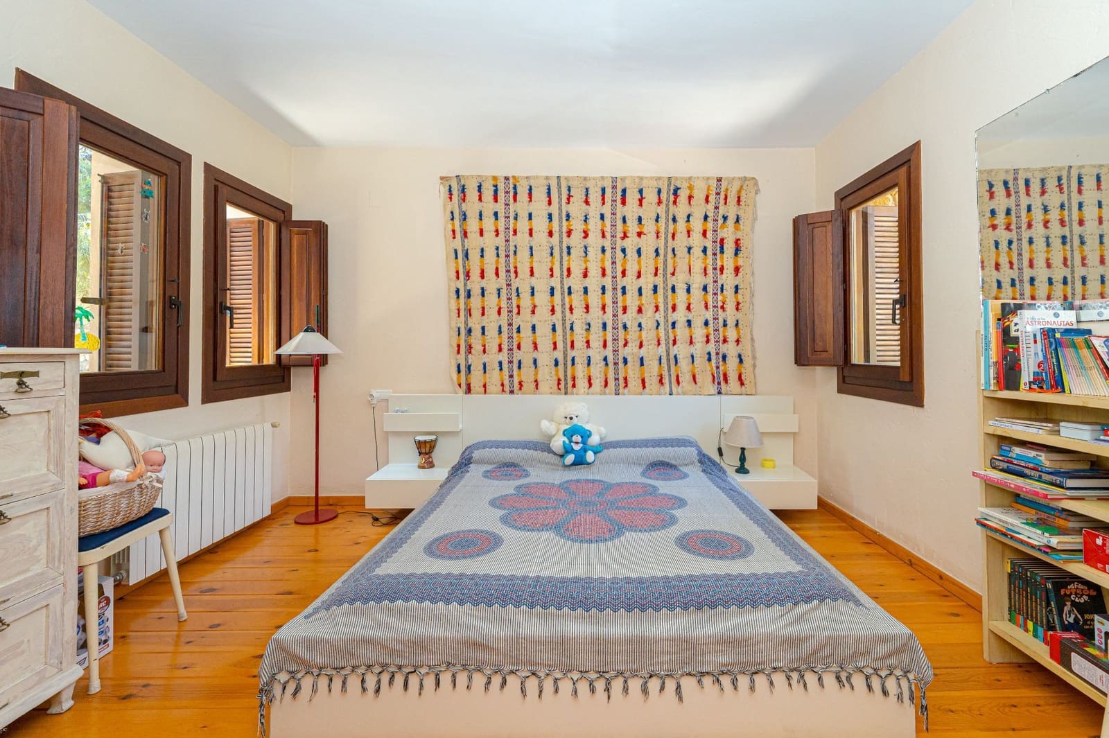 4 bedroom Villa for sale in Altea - € 1,900,000 (Ref: 9819520)