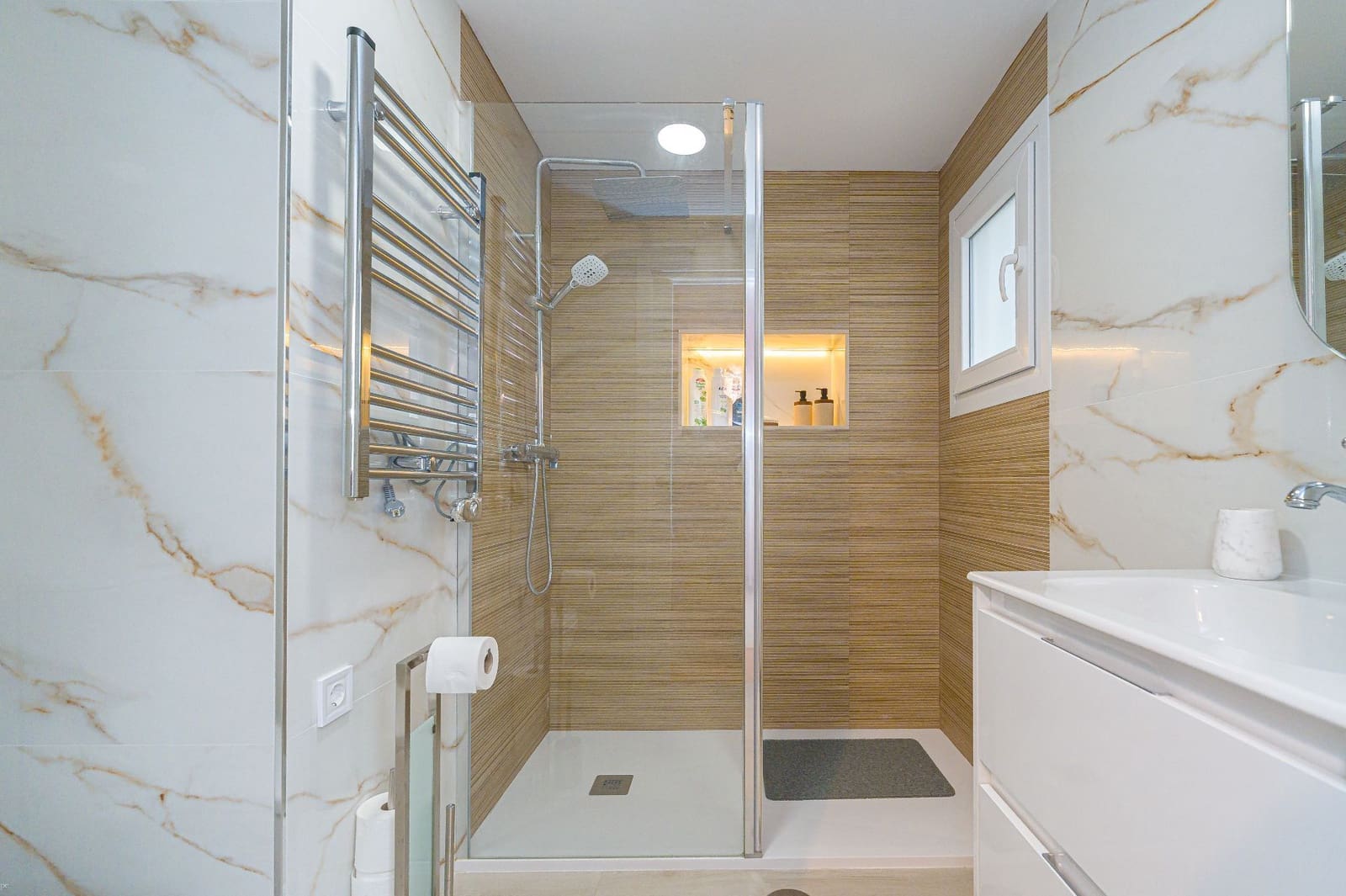 2 camera da letto Villetta Bifamiliare in vendita in La Nucia con piscina garage - 268.000 € (Rif: 9819524)