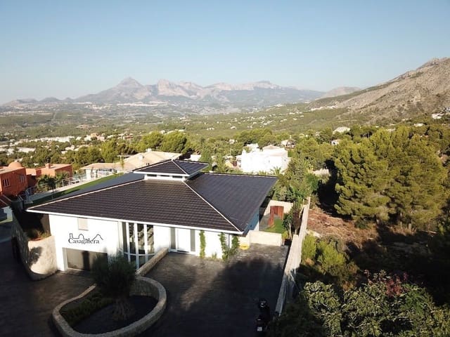 Chalet de 3 habitaciones en Altea la Vella, Altea en venta - 2.200.000 € (Ref: 9819526)