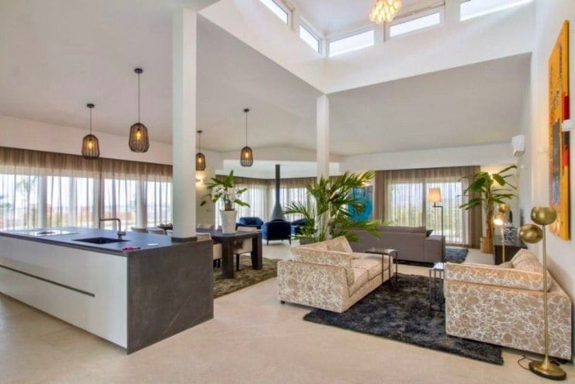 3 bedroom Villa for sale in Altea la Vella - € 2,200,000 (Ref: 9819526)