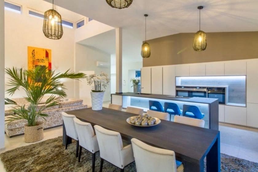 3 bedroom Villa for sale in Altea la Vella - € 2,200,000 (Ref: 9819526)