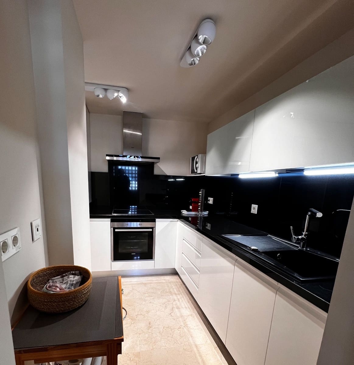 3 bedroom Apartment for sale in Finestrat - € 450,000 (Ref: 9819527)