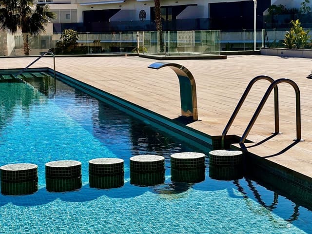 Casa de 4 habitaciones en Finestrat en venta con piscina garaje - 495.000 € (Ref: 9819530)